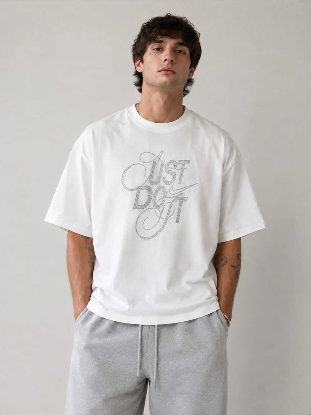 The Nike Tee Rhinestone Just Do It Oversized Large T-Shirt Bling Streetwear